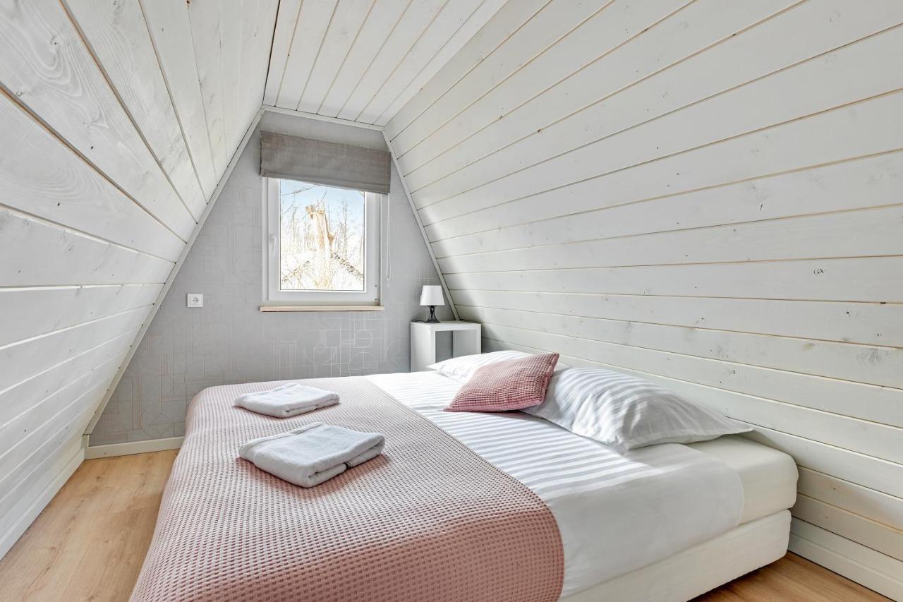 Soul Camp Nowecin Villa Леба Екстериор снимка